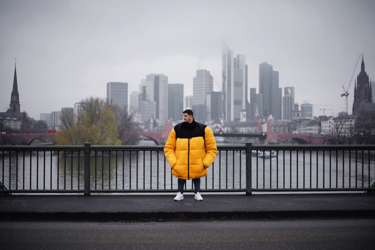 Insider Guide to Seasonal Fashion Trends in Outerwear