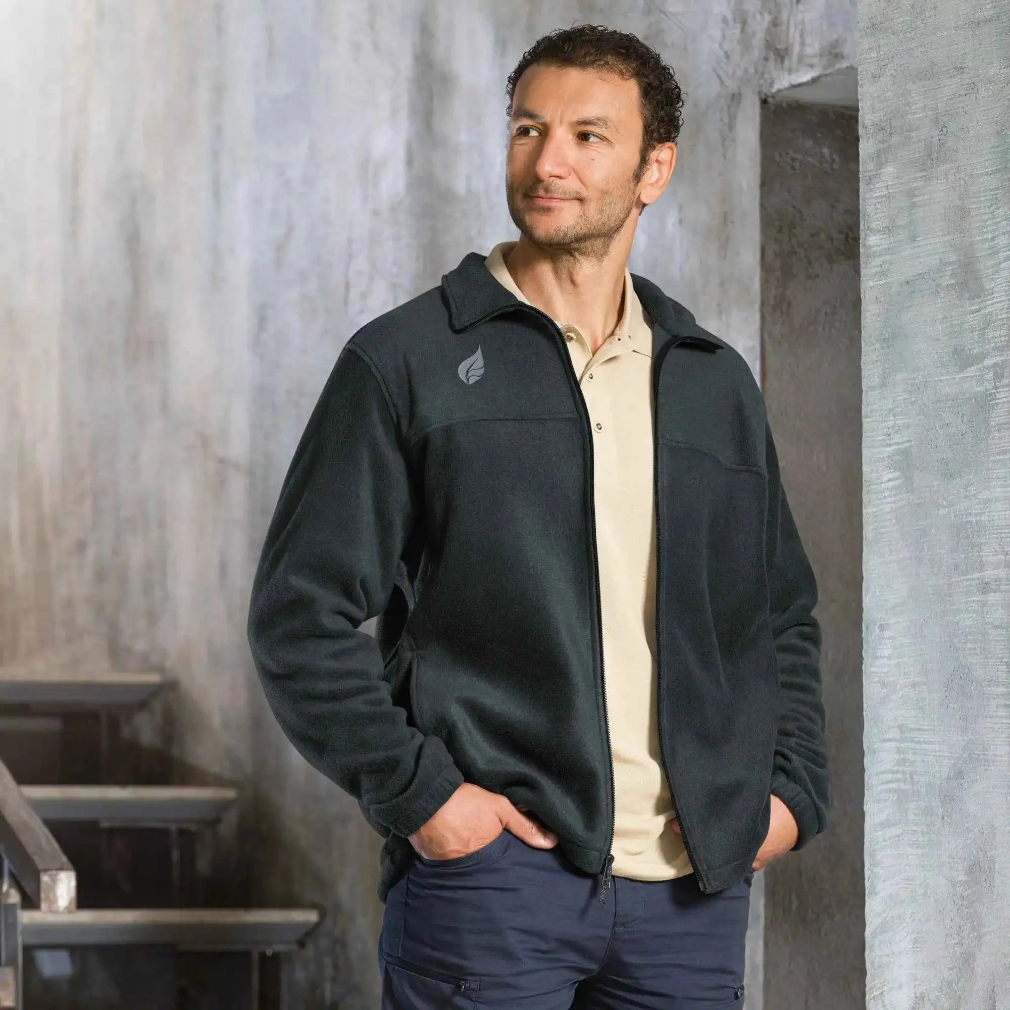 Men's Columbia Fleece Jacket with Minimal Leaf Design - Trejaket